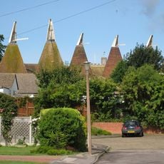Oasthouses and Theatre, Medway