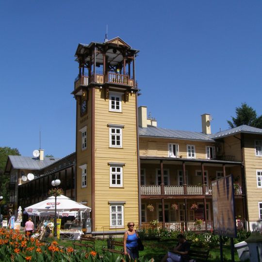 Pensjonat BAZAR, ob. mieszkania, sklep