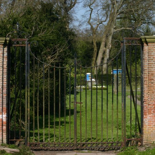 Kasteel Duivenvoorde: Oosterhek van de voormalige moestuin