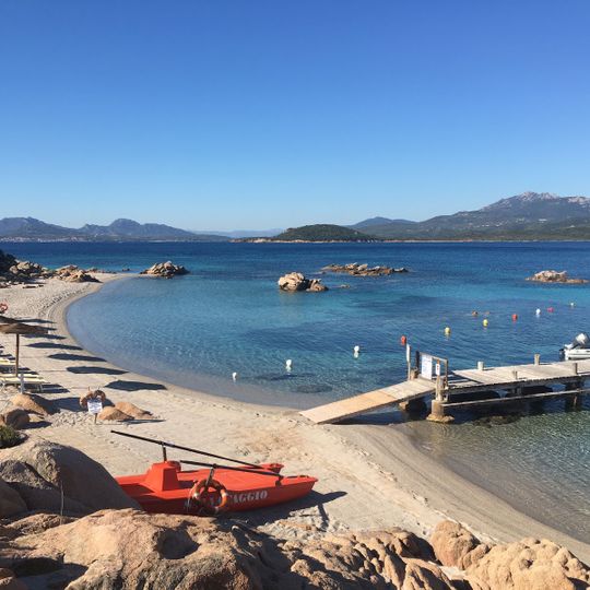 Capriccioli - spiaggia il Pirata