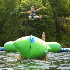 AQUAJUMP