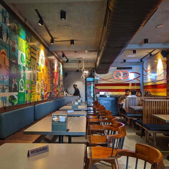 QD's Multicuisine Restaurant