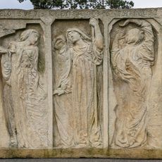 Náhrobek rodiny Pírkovy