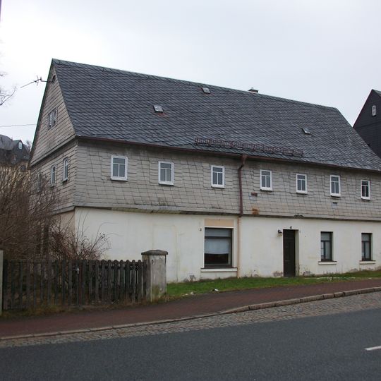 Wohnhaus in offener Bebauung Kobaltstraße 47