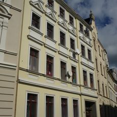 Mietshaus in geschlossener Bebauung Lunitz 15