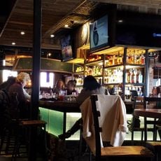 MacKenzie River Grill & Pub