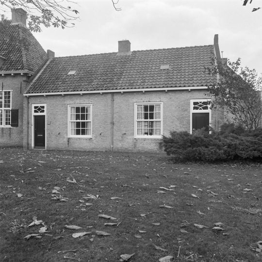 Sint Catharijnehof 14, Brielle
