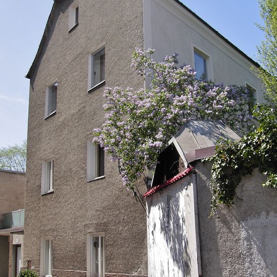 Wohnhaus, ehem. Schule