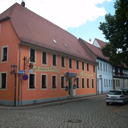 Gasthaus in geschlossener Bebauung und in Ecklage Pfortenstraße 4