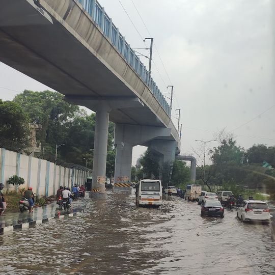 Dhaula Kuan