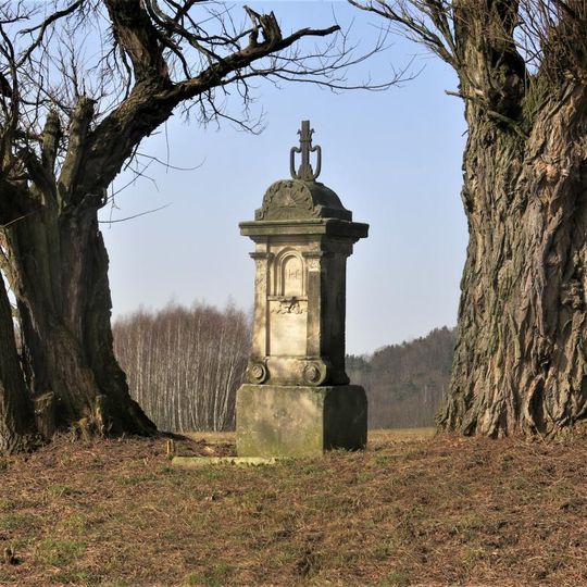 Kříž u hřbitova v Křižanech