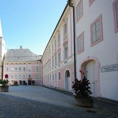 Schloss, ehemaliger Konventbau des Chorherrenstifts und Residenz des Fürstpropstes