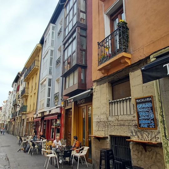 Casa Cuchillería 58