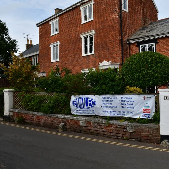 Garden Walls Of Nos 1 To 4 Alma Terrace