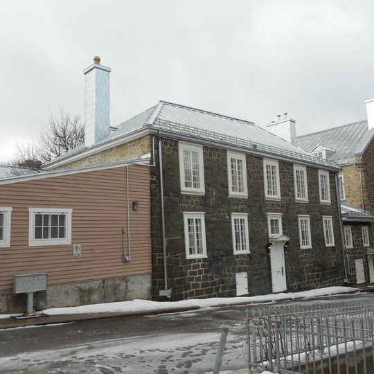 Former Mess Hall 2 and Shed