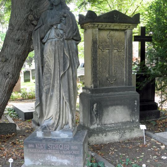 Grabmal Kurt Striegler