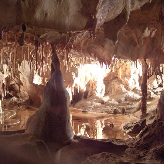 Caves of Thouzon