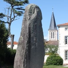 Menhir du Bourg-Jardin