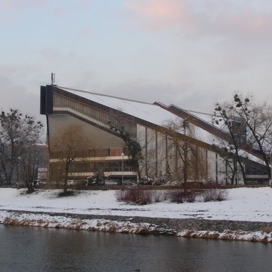 Víceúčelová sportovní hala