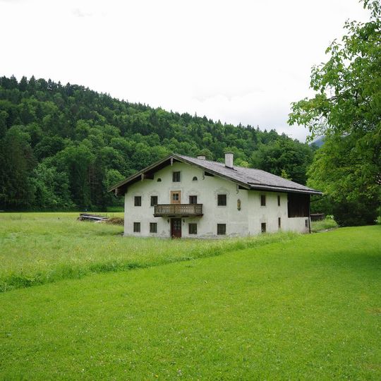 Ehemaliges Klosterlehen, Bauernhaus