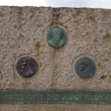 Aux géologues des Alpes françaises