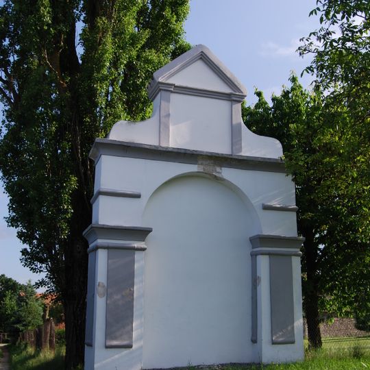 Výklenková kaplička III.