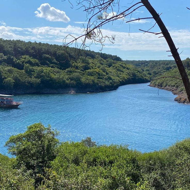 Hamsilos Bay