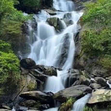 Lan-hou Waterfall