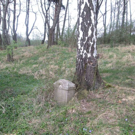 Kříž jižně od Drážek