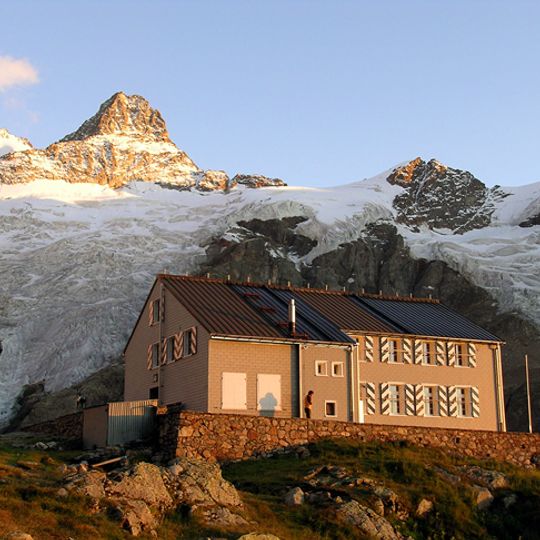 Gleckstein Hut
