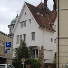 Wohn- und Geschäftshaus