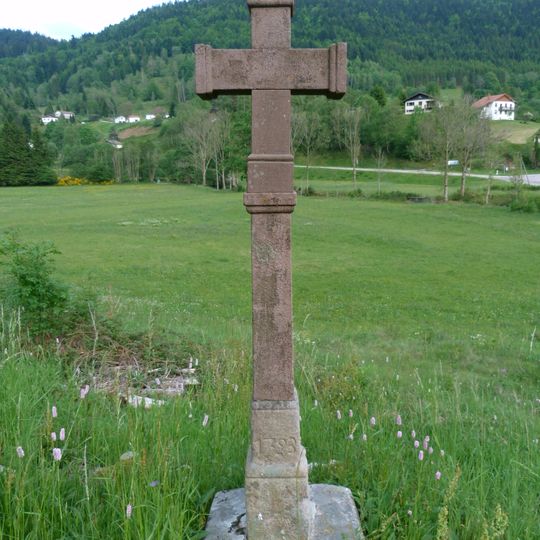 Croix de chemin de la route de Vologne