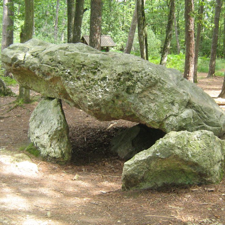 Pierre Procureuse Dolmen