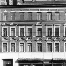 Mietshaus Georg-Schumann-Straße 122