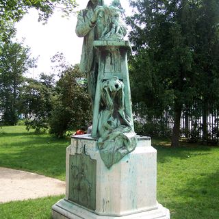 Monument to Emmanuel Frémiet