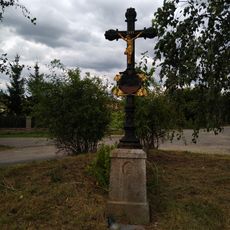 Kříž u křižovatky na Skalku