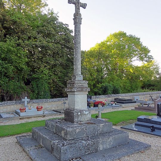 Croix de cimetière de Nucourt