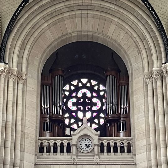 Orgue de tribune de l'église Notre-Dame-de-la-Croix de Ménilmontant