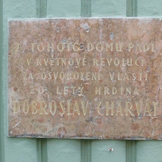 Pamětní deska Dobroslavu Charvátovi v Mánesově ulici v Praze