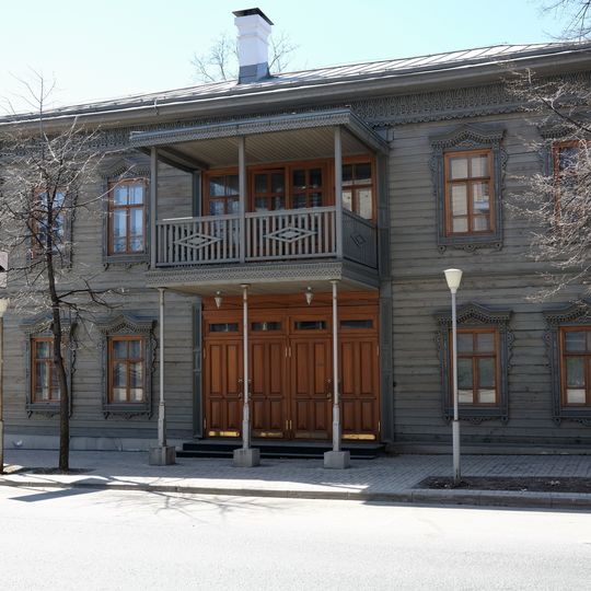 Ulyanova-Lenina Street, 65