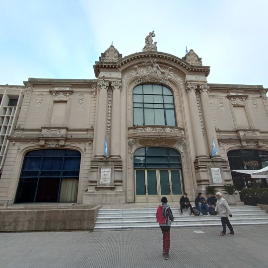 Teatro Municipal 1° De Mayo Y Museo Del Teatro