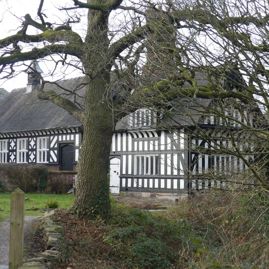 Hillside Cottage and attached former stables 40 metres north west of Oak Farmhouse