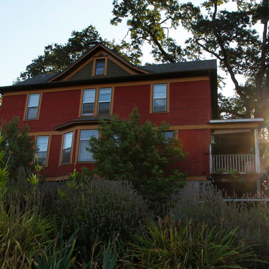 Murton E. and Lillian DeGuire House