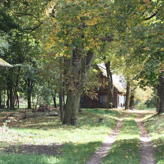 Zespół dworski w Baczkach