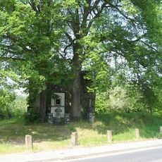 Kapellenruine und Bildstock am Seeweiher