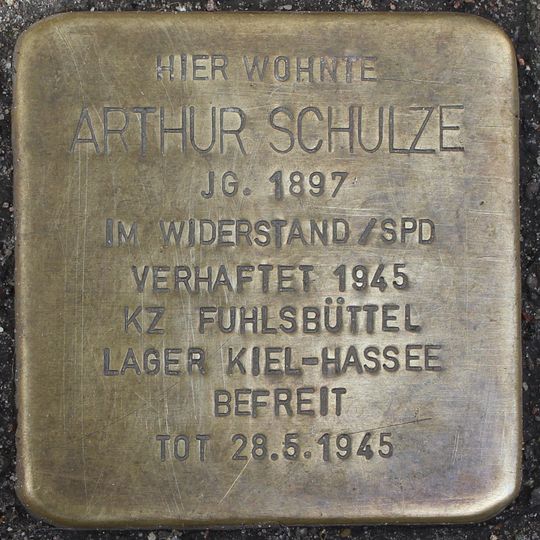 Stolperstein en memoria de Arthur Schulze