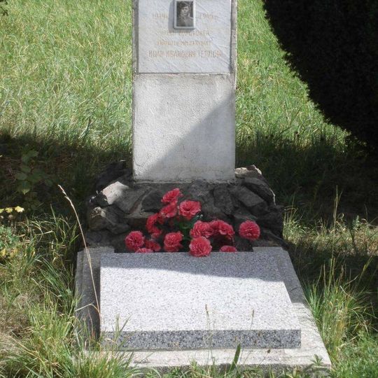 Pomník padlého Rudoarmějce v Tuchoměřicích