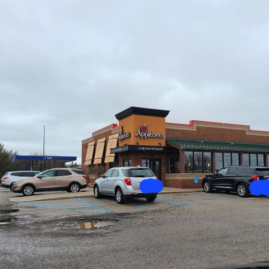 Applebee's Grill + Bar