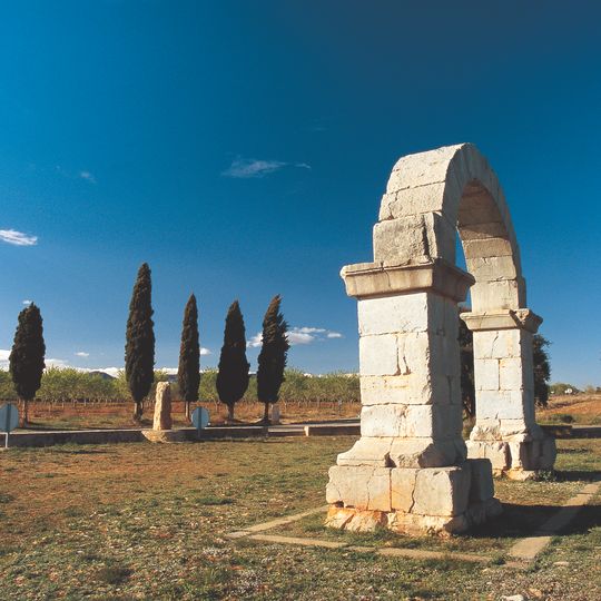 Roman Arch of Cabanes