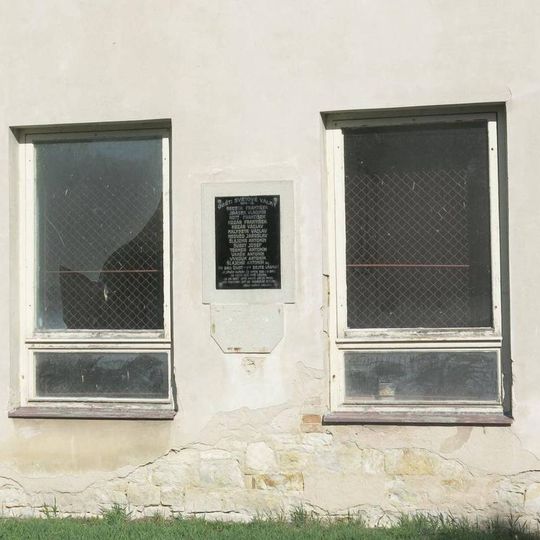 Pamětní deska padlým v 1. světové válce ve Vrbně nad Lesy